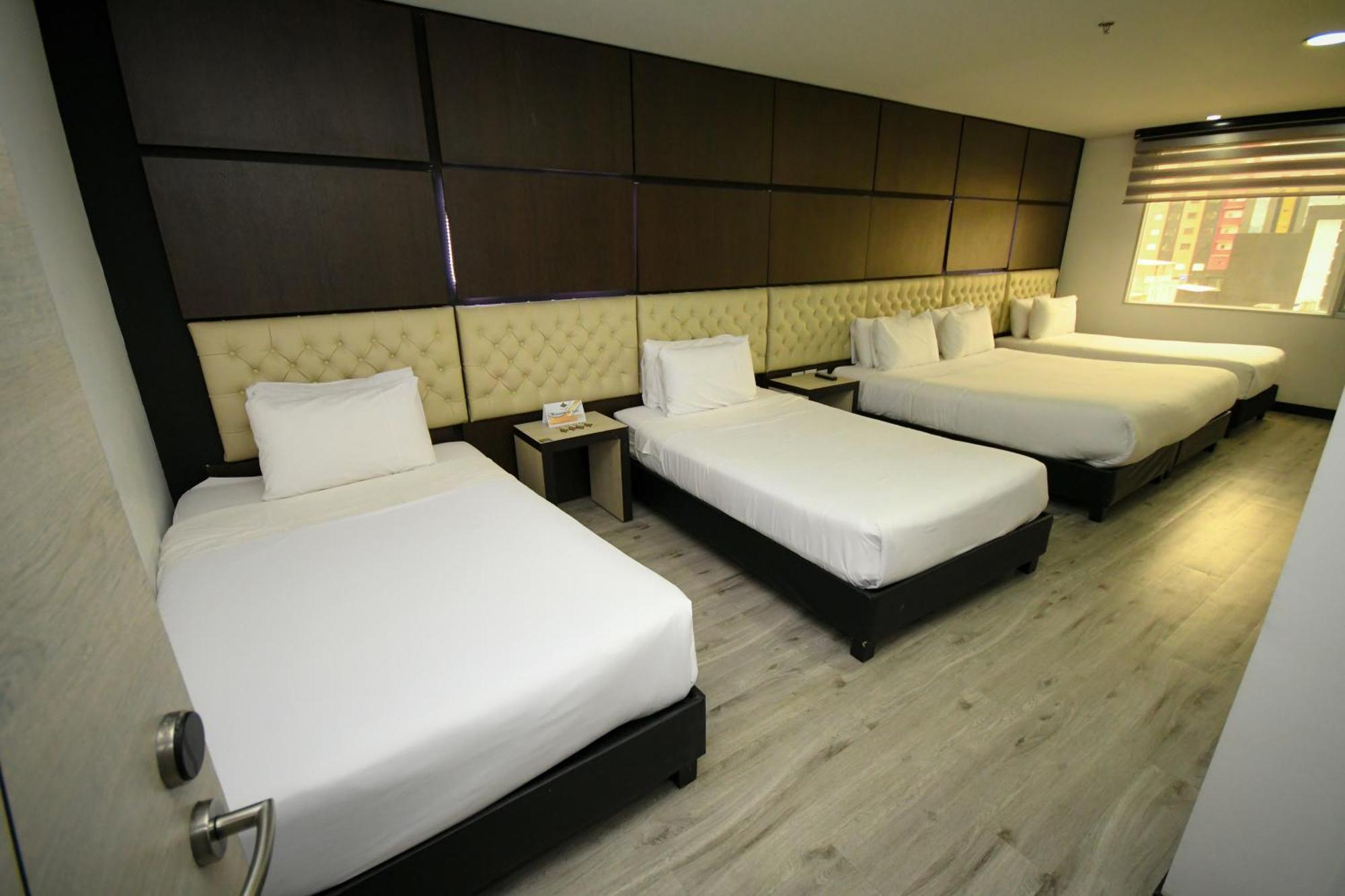 Hotel American Visa Tower โบโกตา ภายนอก รูปภาพ